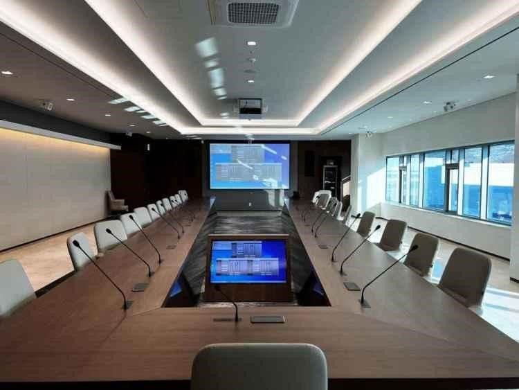 Meeting Rooms & Boardrooms
